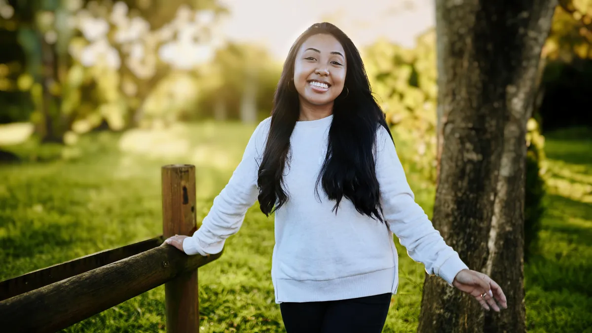 Shooting portrait Renty – séance photo lifestyle au parc ebène